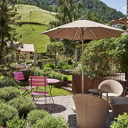 Hotel Goldene Rose Karthaus A Member Of Small Luxury Of The World