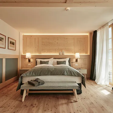 Hotel Goldene Rose Karthaus A Member Of Small Luxury Of The World 4*