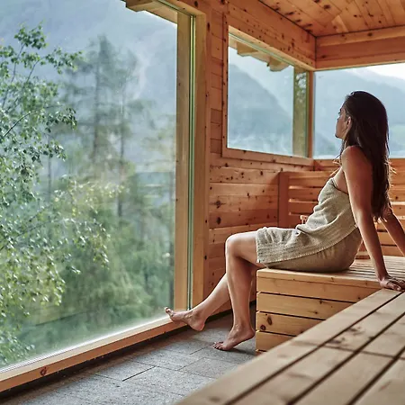 Hotel Goldene Rose Karthaus A Member Of Small Luxury Of The World 4*