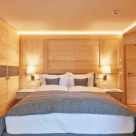 Hotel Goldene Rose Karthaus A Member Of Small Luxury Of The World 4*